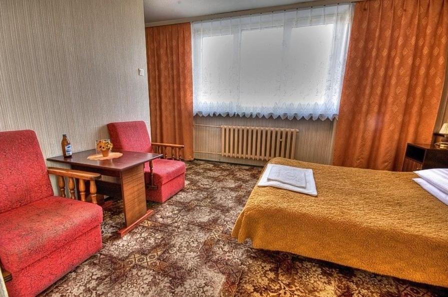 Karet Obiekt Hotelowy Skoczów Quarto foto